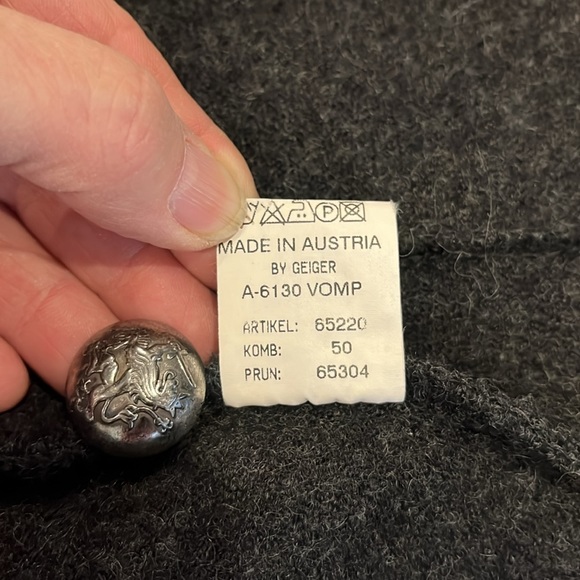 EUC Geiger wool coat - Picture 11 of 11